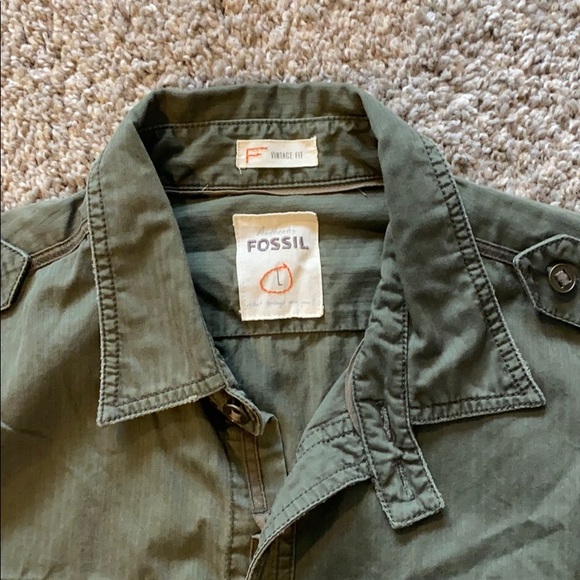 Men’s Fossil shirt - Picture 2 of 7